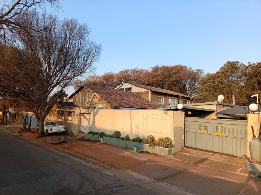 14 Bedroom Property for Sale in Westdene Gauteng