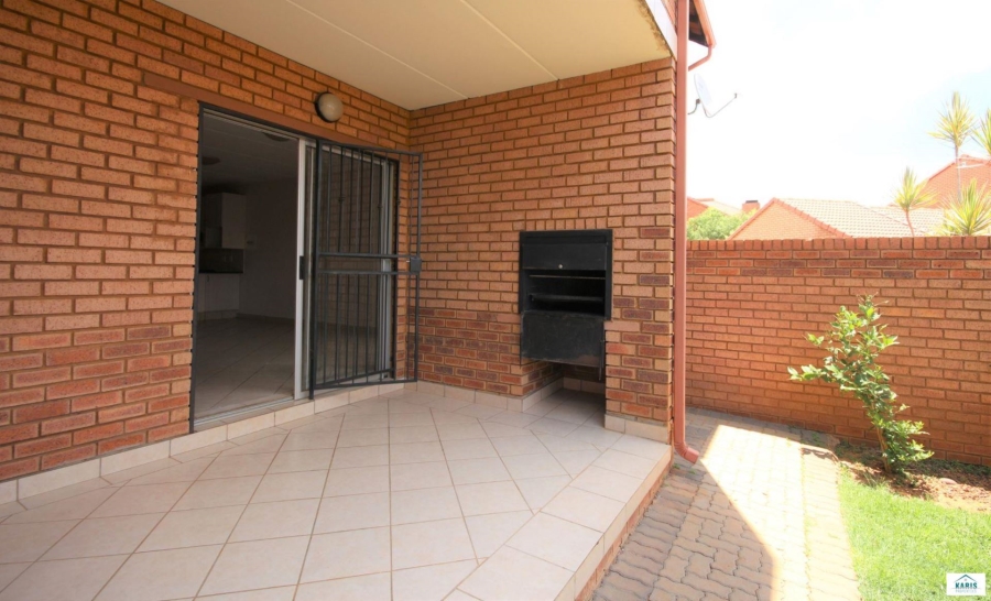 2 Bedroom Property for Sale in Hazeldean Gauteng