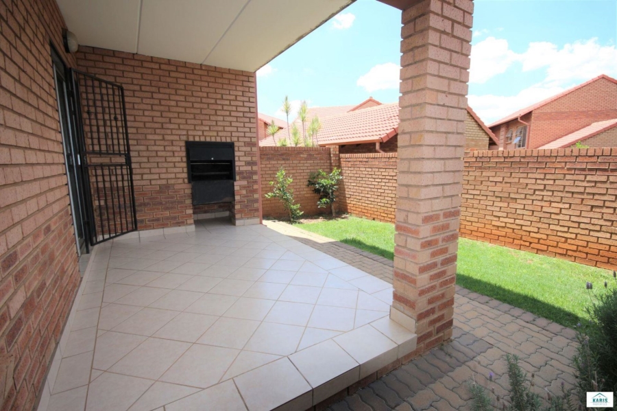 2 Bedroom Property for Sale in Hazeldean Gauteng