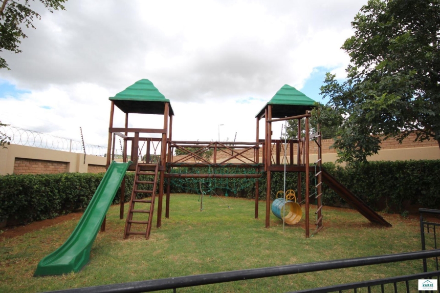 2 Bedroom Property for Sale in Hazeldean Gauteng