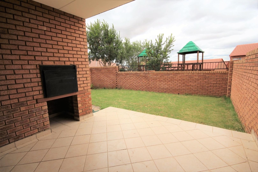 3 Bedroom Property for Sale in Hazeldean Gauteng