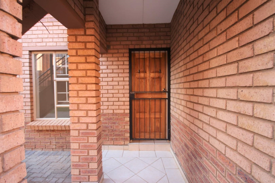 3 Bedroom Property for Sale in Hazeldean Gauteng