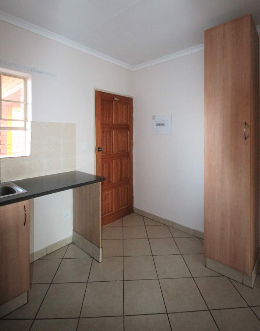 To Let 2 Bedroom Property for Rent in Hazeldean Gauteng