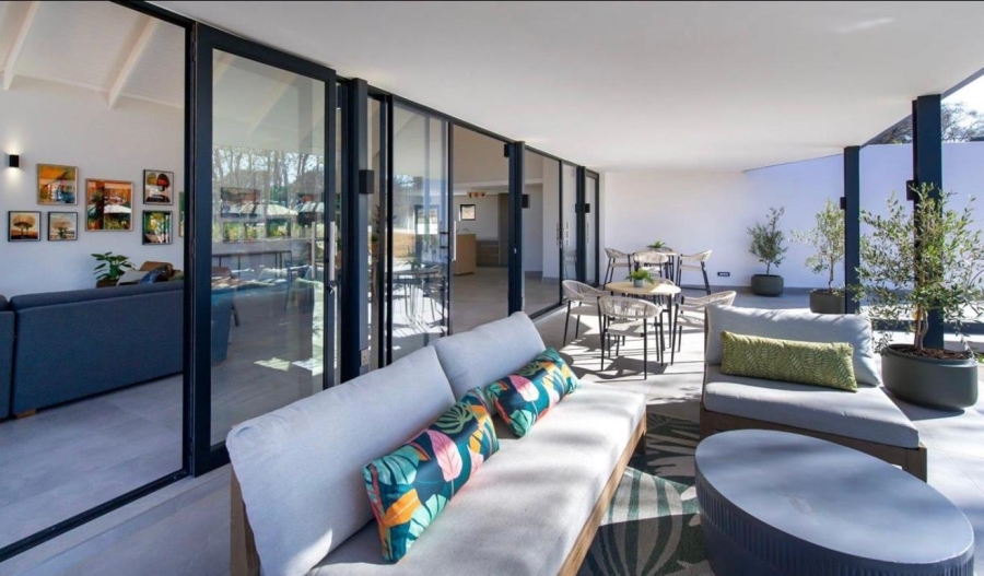 To Let 1 Bedroom Property for Rent in Sandringham Gauteng