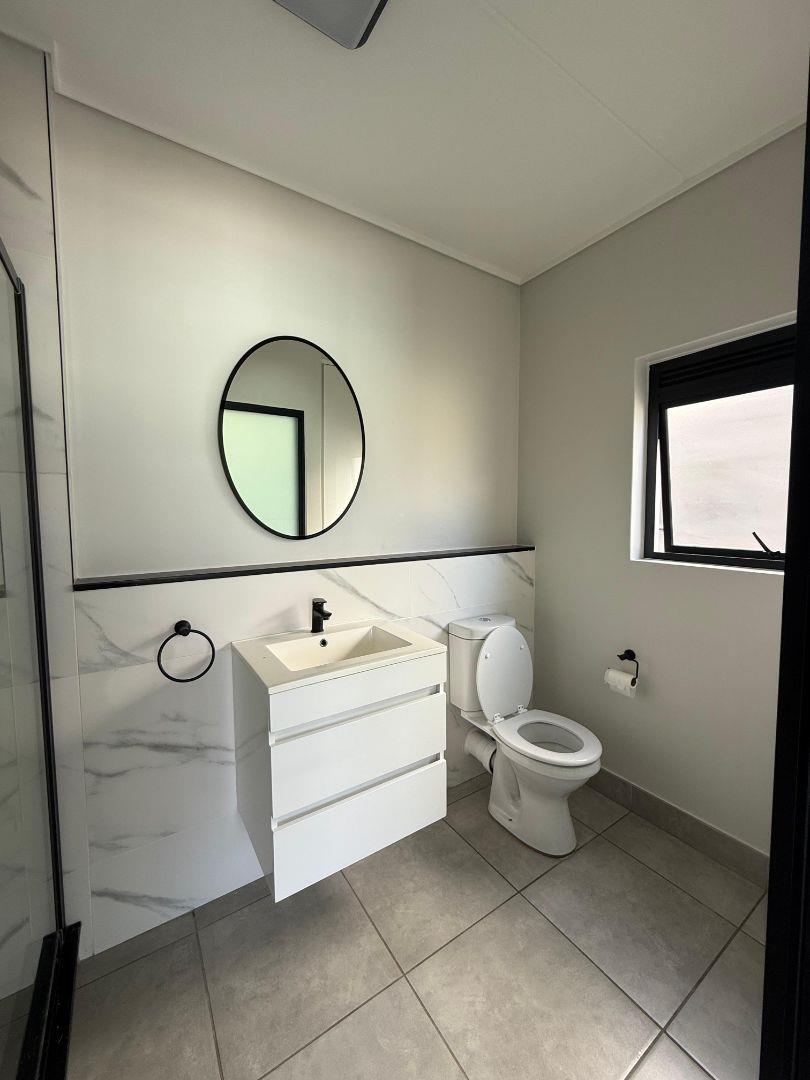 To Let 1 Bedroom Property for Rent in Waterfall Gauteng