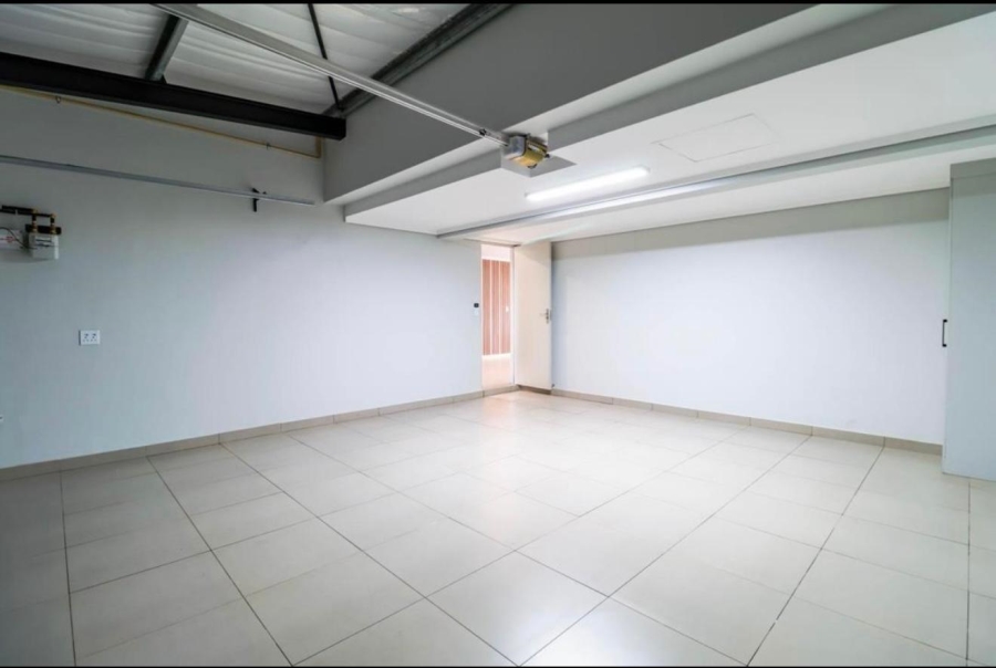 To Let 3 Bedroom Property for Rent in Olifantsfontein Gauteng