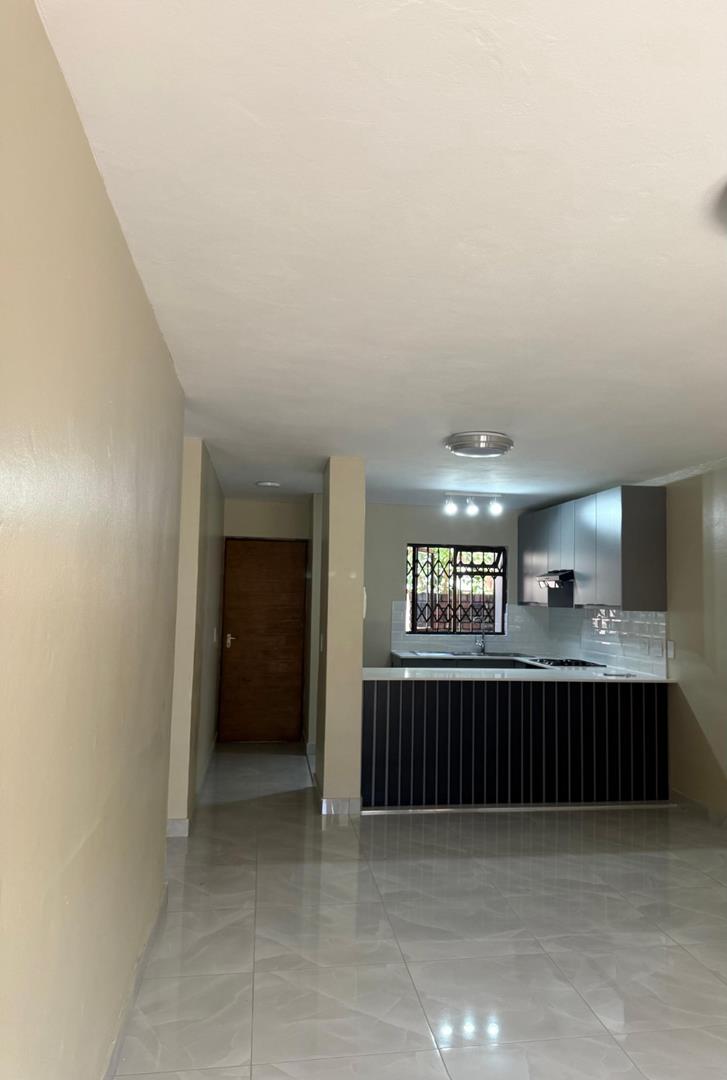 To Let 2 Bedroom Property for Rent in Vorna Valley Gauteng