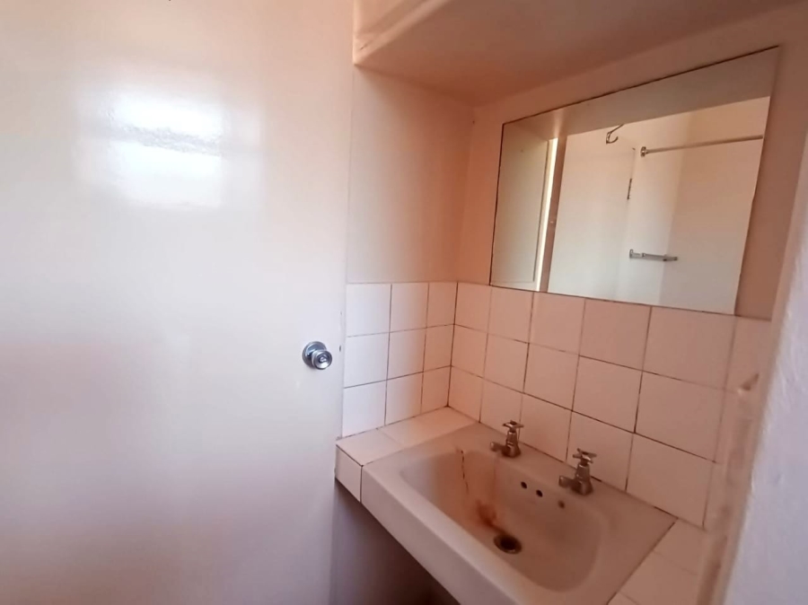1 Bedroom Property for Sale in Muckleneuk Gauteng