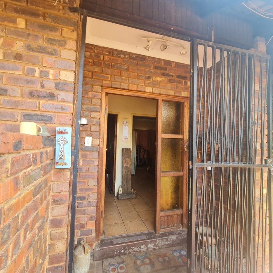 3 Bedroom Property for Sale in Pierre Van Ryneveld Gauteng