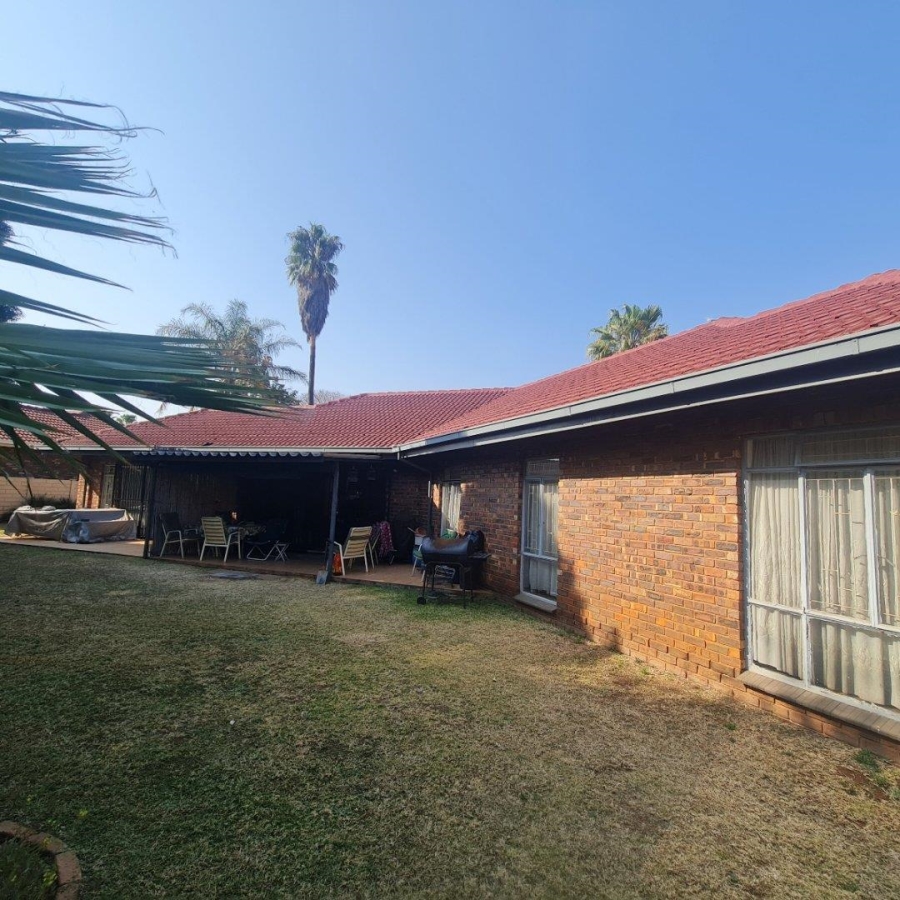 3 Bedroom Property for Sale in Pierre Van Ryneveld Gauteng