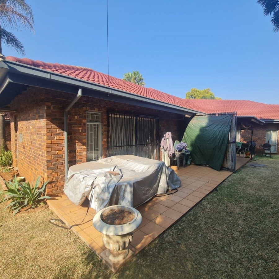 3 Bedroom Property for Sale in Pierre Van Ryneveld Gauteng