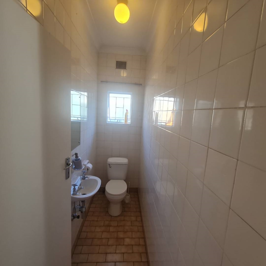 5 Bedroom Property for Sale in Monument Park Gauteng