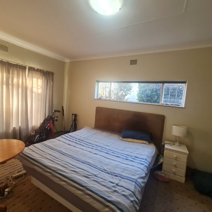 5 Bedroom Property for Sale in Monument Park Gauteng
