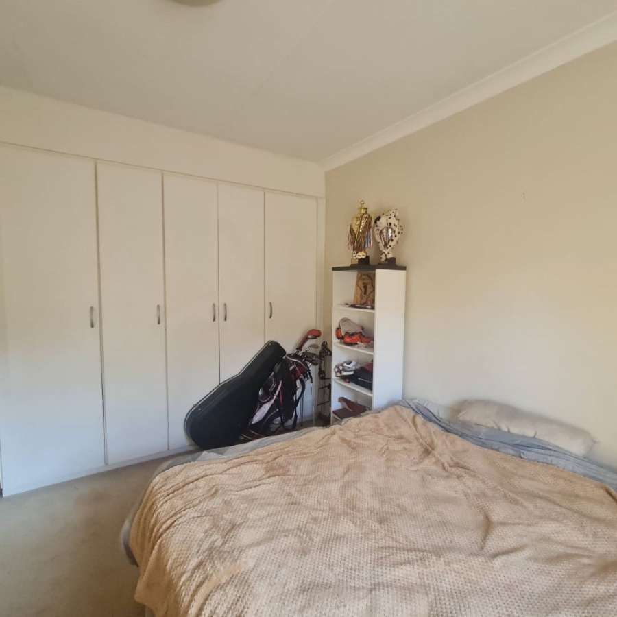 5 Bedroom Property for Sale in Monument Park Gauteng