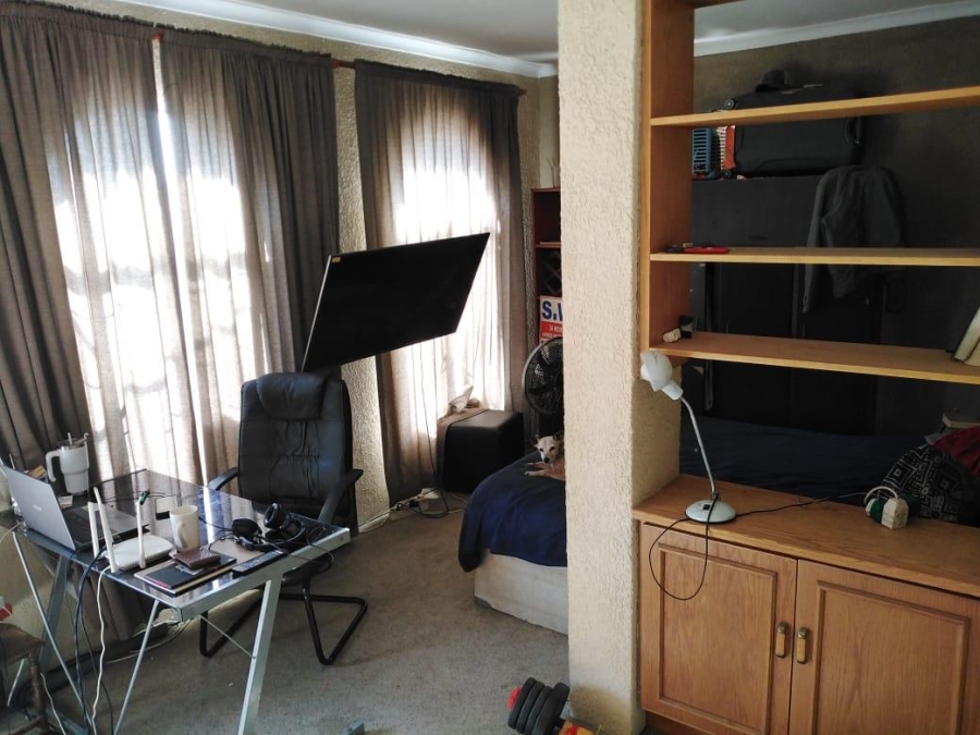 3 Bedroom Property for Sale in Edleen Gauteng