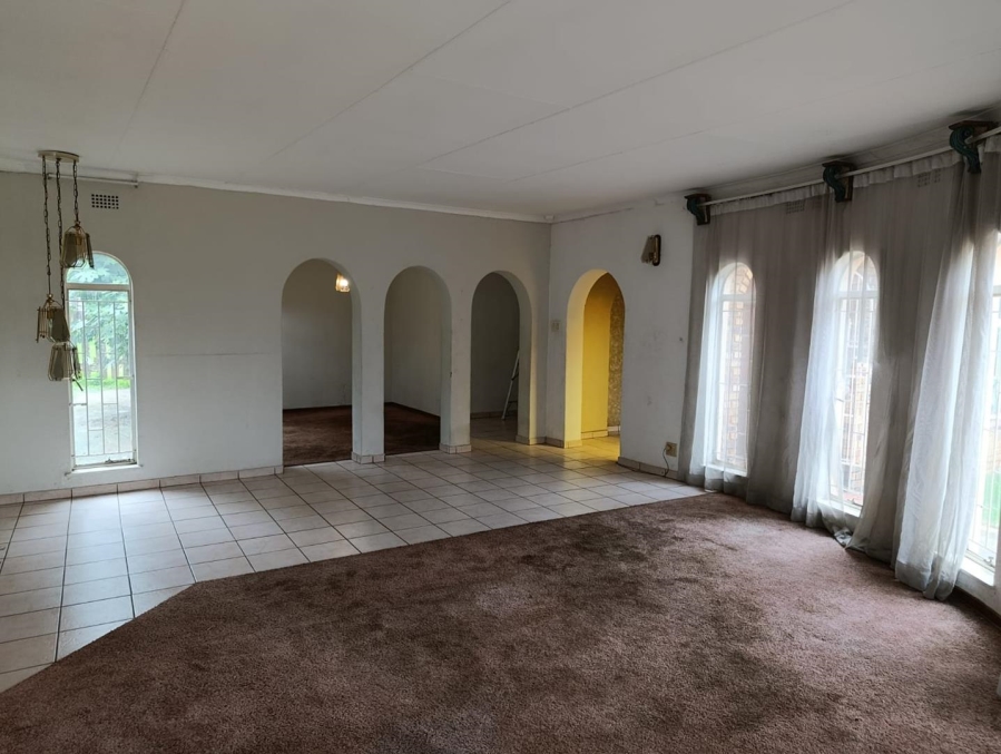 3 Bedroom Property for Sale in Edleen Gauteng