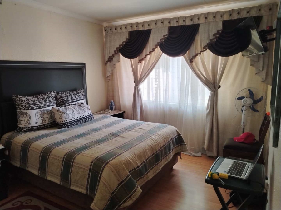 3 Bedroom Property for Sale in Glen Marais Gauteng