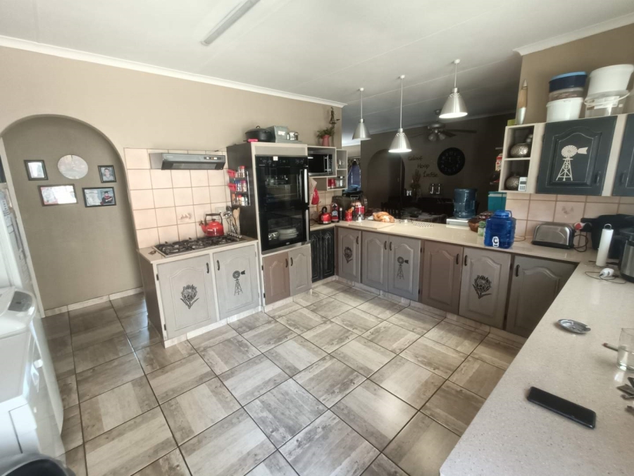 4 Bedroom Property for Sale in The Reeds Gauteng