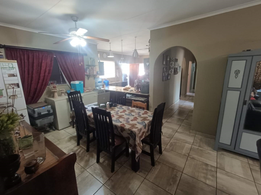4 Bedroom Property for Sale in The Reeds Gauteng