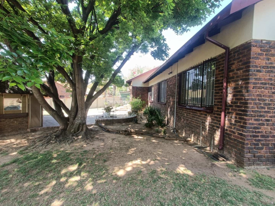 4 Bedroom Property for Sale in The Reeds Gauteng