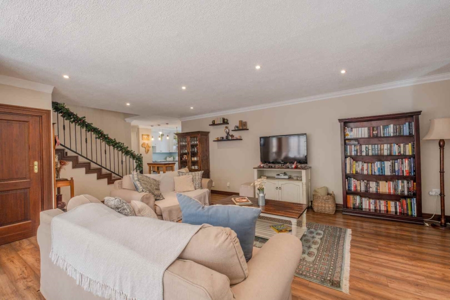 4 Bedroom Property for Sale in Woodlands Gauteng