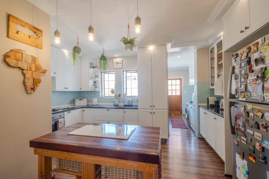4 Bedroom Property for Sale in Woodlands Gauteng