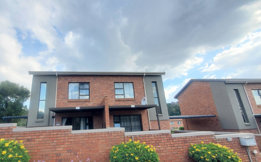 2 Bedroom Property for Sale in Helderkruin Gauteng