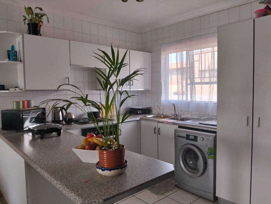 3 Bedroom Property for Sale in New Redruth Gauteng
