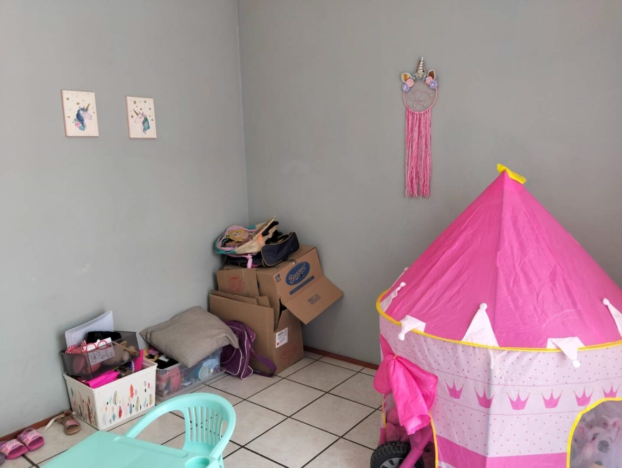 3 Bedroom Property for Sale in New Redruth Gauteng