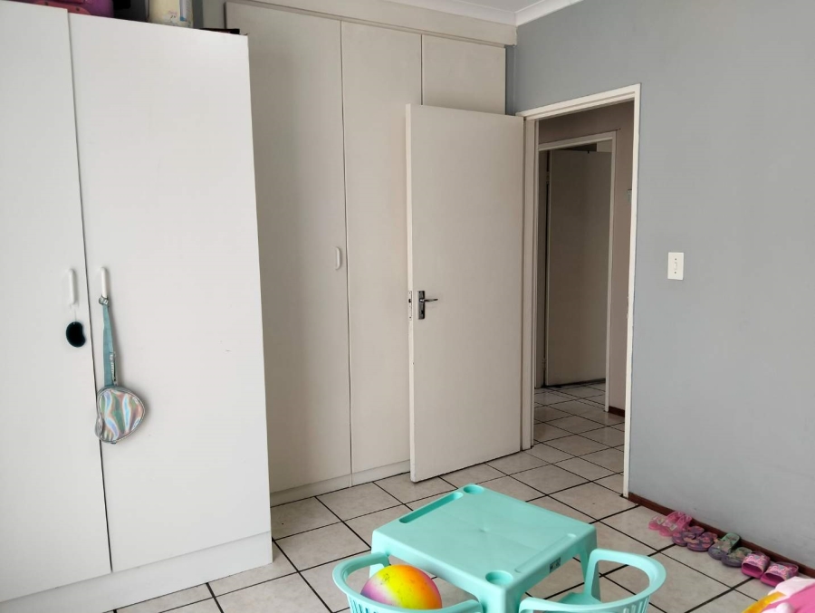 3 Bedroom Property for Sale in New Redruth Gauteng