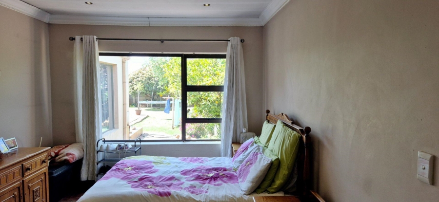 3 Bedroom Property for Sale in Robertsham Gauteng