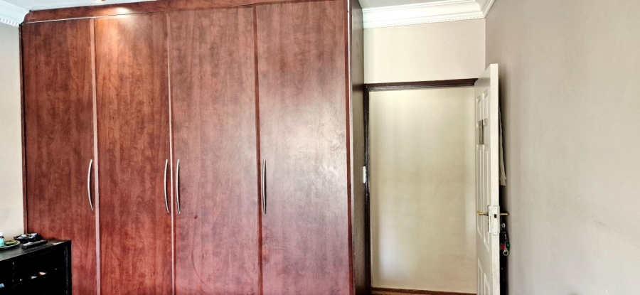 3 Bedroom Property for Sale in Robertsham Gauteng