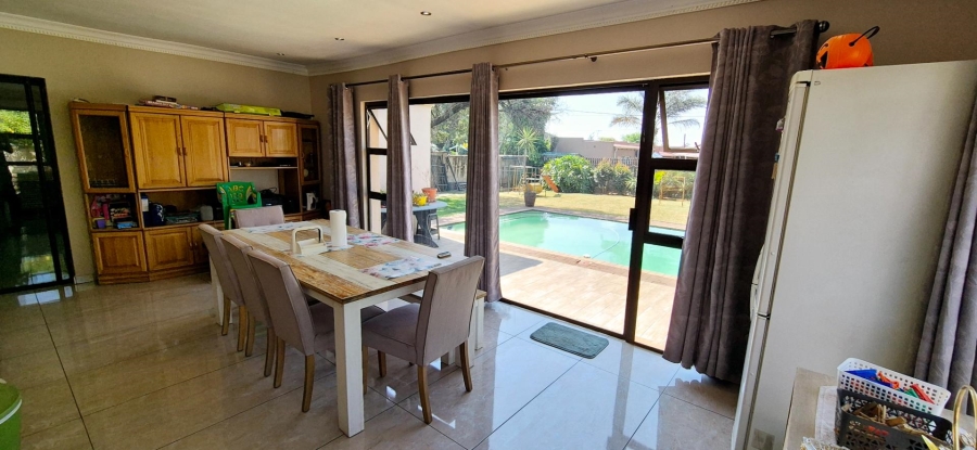 3 Bedroom Property for Sale in Robertsham Gauteng