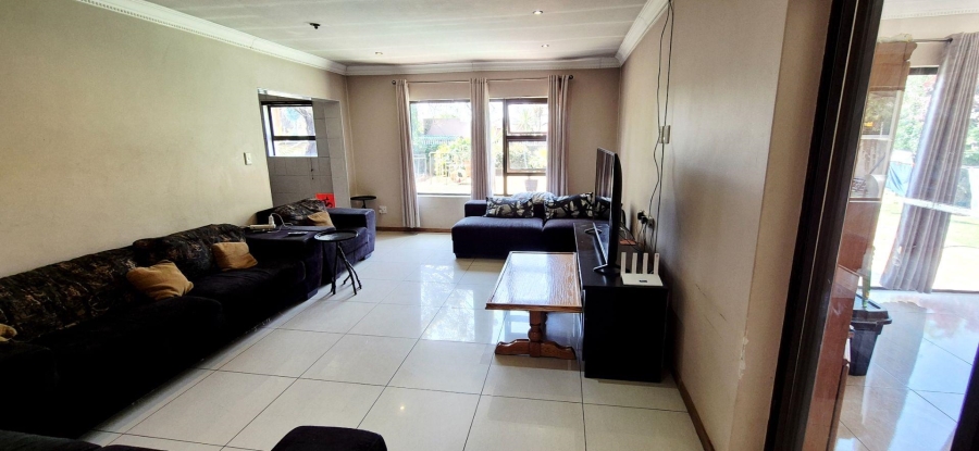 3 Bedroom Property for Sale in Robertsham Gauteng