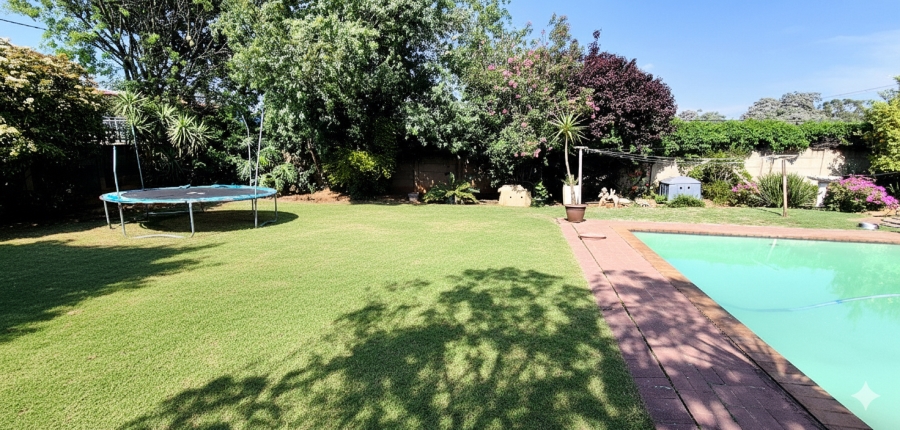 3 Bedroom Property for Sale in Robertsham Gauteng
