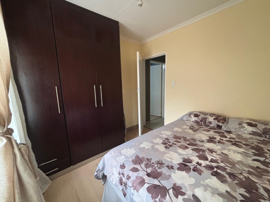 3 Bedroom Property for Sale in Protea Glen Gauteng