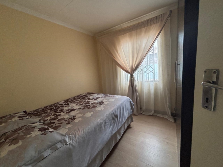 3 Bedroom Property for Sale in Protea Glen Gauteng