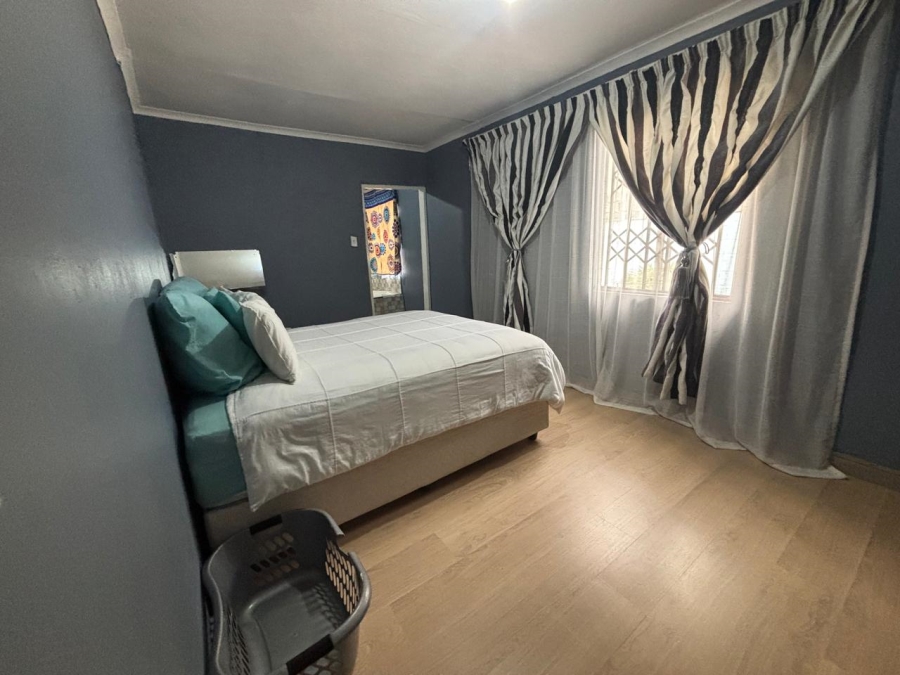 3 Bedroom Property for Sale in Protea Glen Gauteng