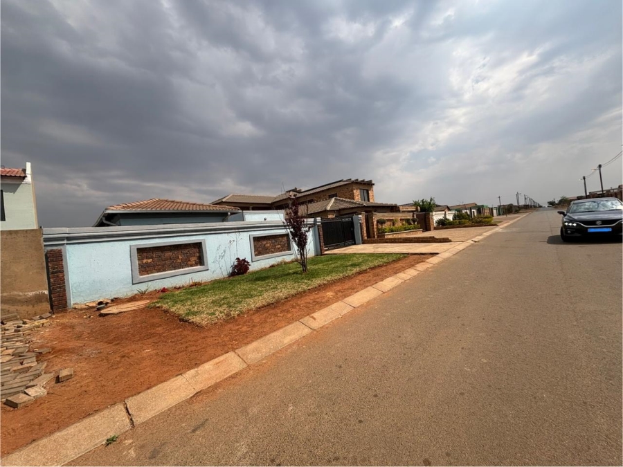 3 Bedroom Property for Sale in Protea Glen Gauteng