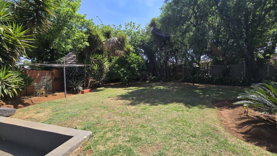 2 Bedroom Property for Sale in Florentia Gauteng