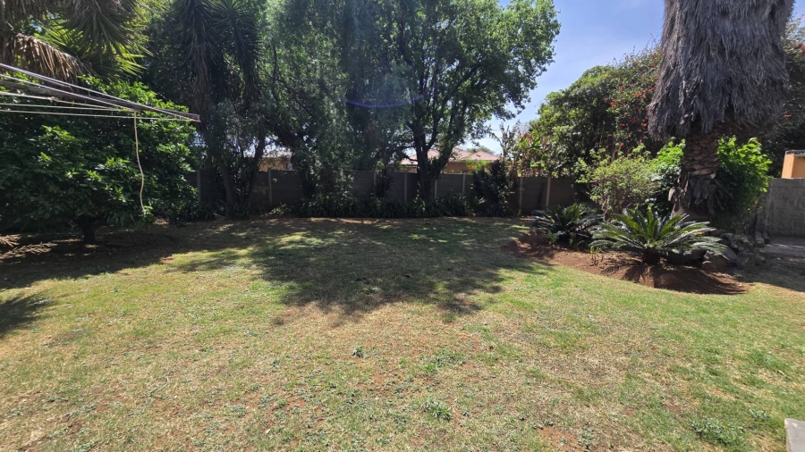 2 Bedroom Property for Sale in Florentia Gauteng