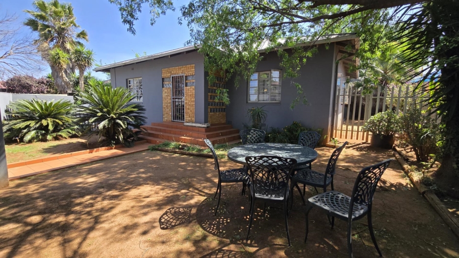 2 Bedroom Property for Sale in Florentia Gauteng