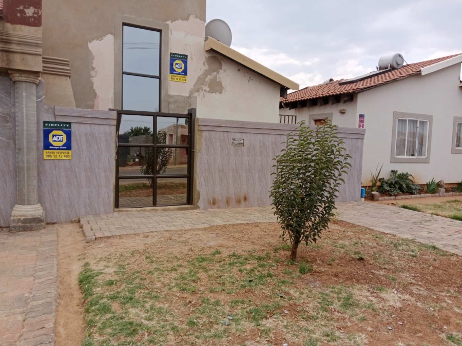 3 Bedroom Property for Sale in Savanna City Gauteng
