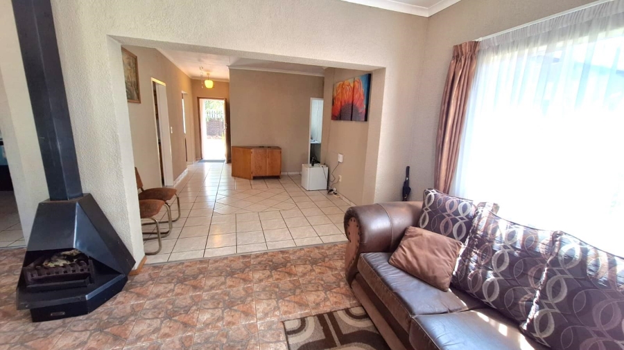 4 Bedroom Property for Sale in Mayberry Park Gauteng