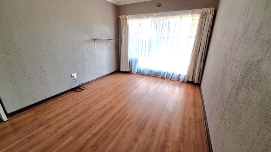 4 Bedroom Property for Sale in Mayberry Park Gauteng