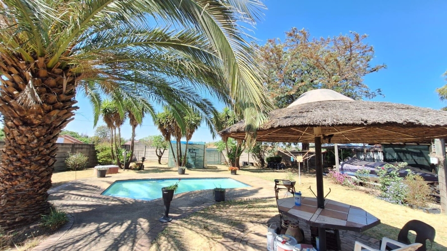 4 Bedroom Property for Sale in Mayberry Park Gauteng
