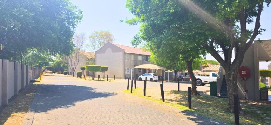 2 Bedroom Property for Sale in Meyersdal Gauteng