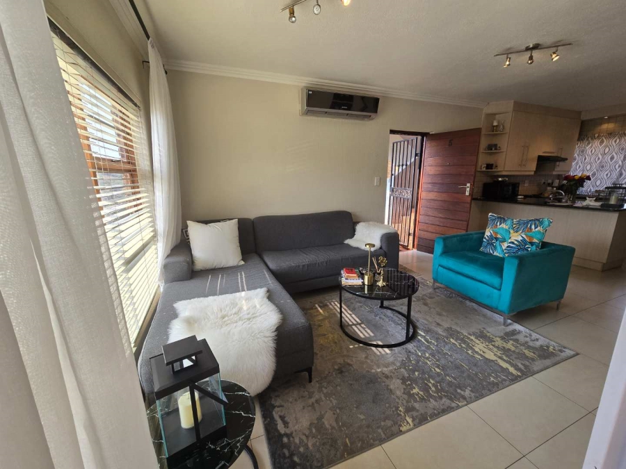 1 Bedroom Property for Sale in Bassonia Gauteng