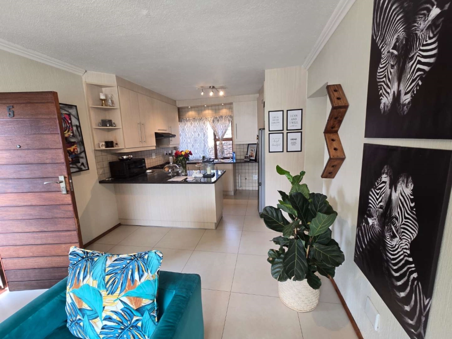 1 Bedroom Property for Sale in Bassonia Gauteng