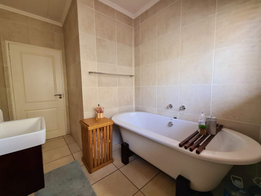3 Bedroom Property for Sale in Solheim Gauteng
